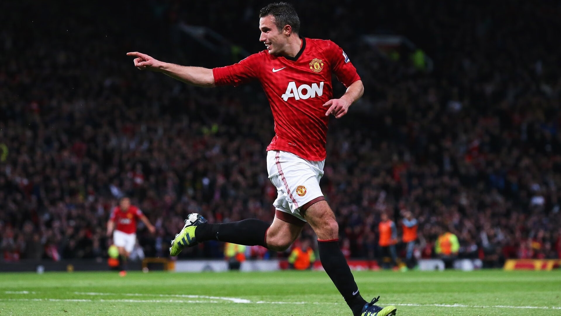 C罗助攻梅开二度,展现全能身手!,c罗替补梅开二度